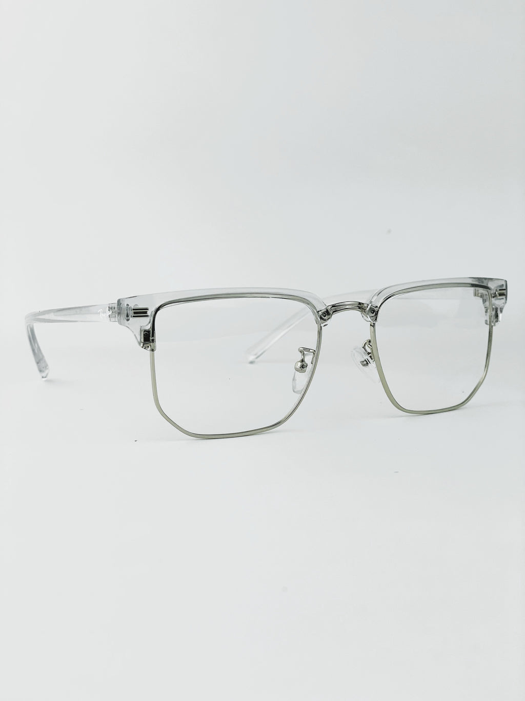 Nior White