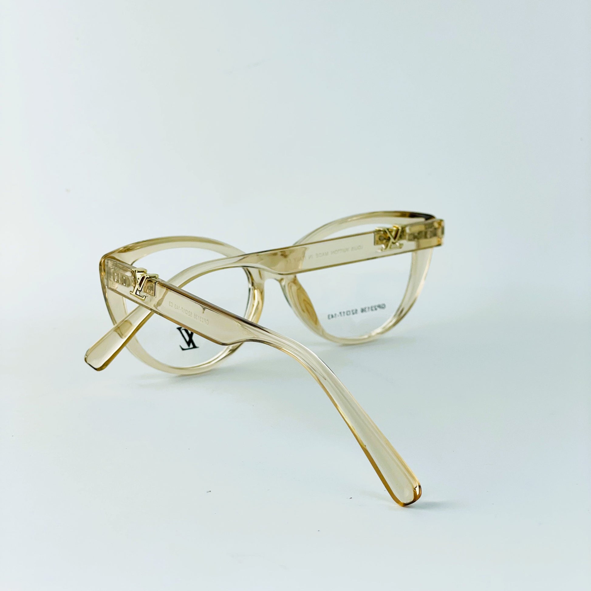 Glintique Aura