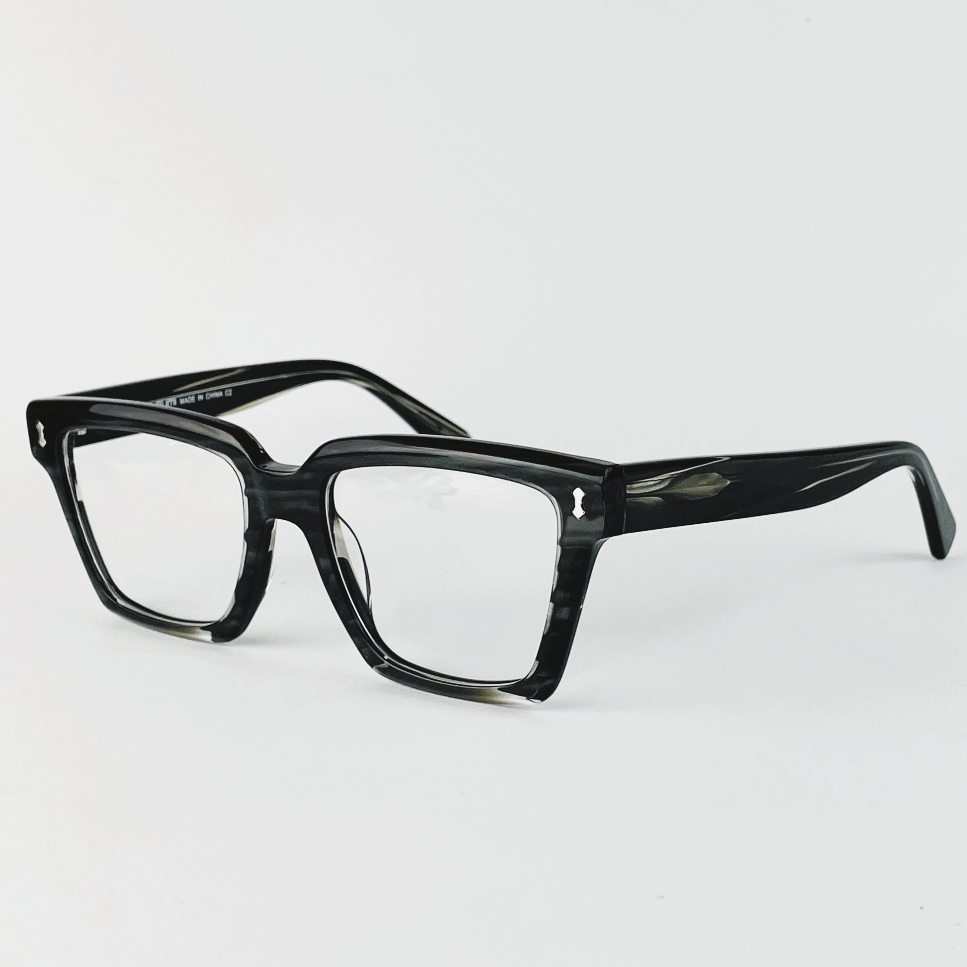 Youth Signature Premium