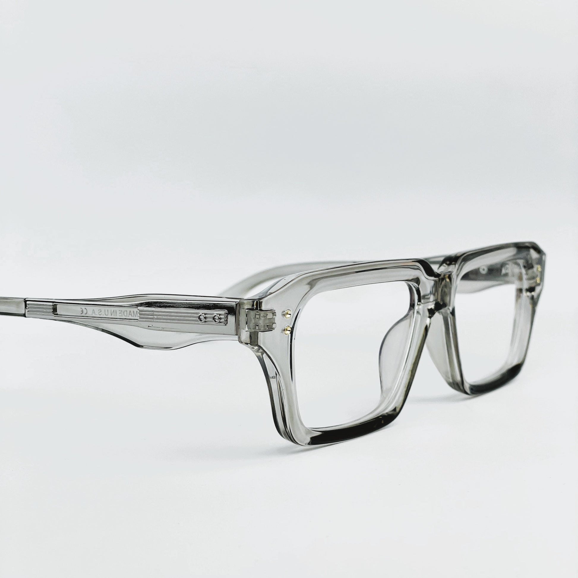 Warby White