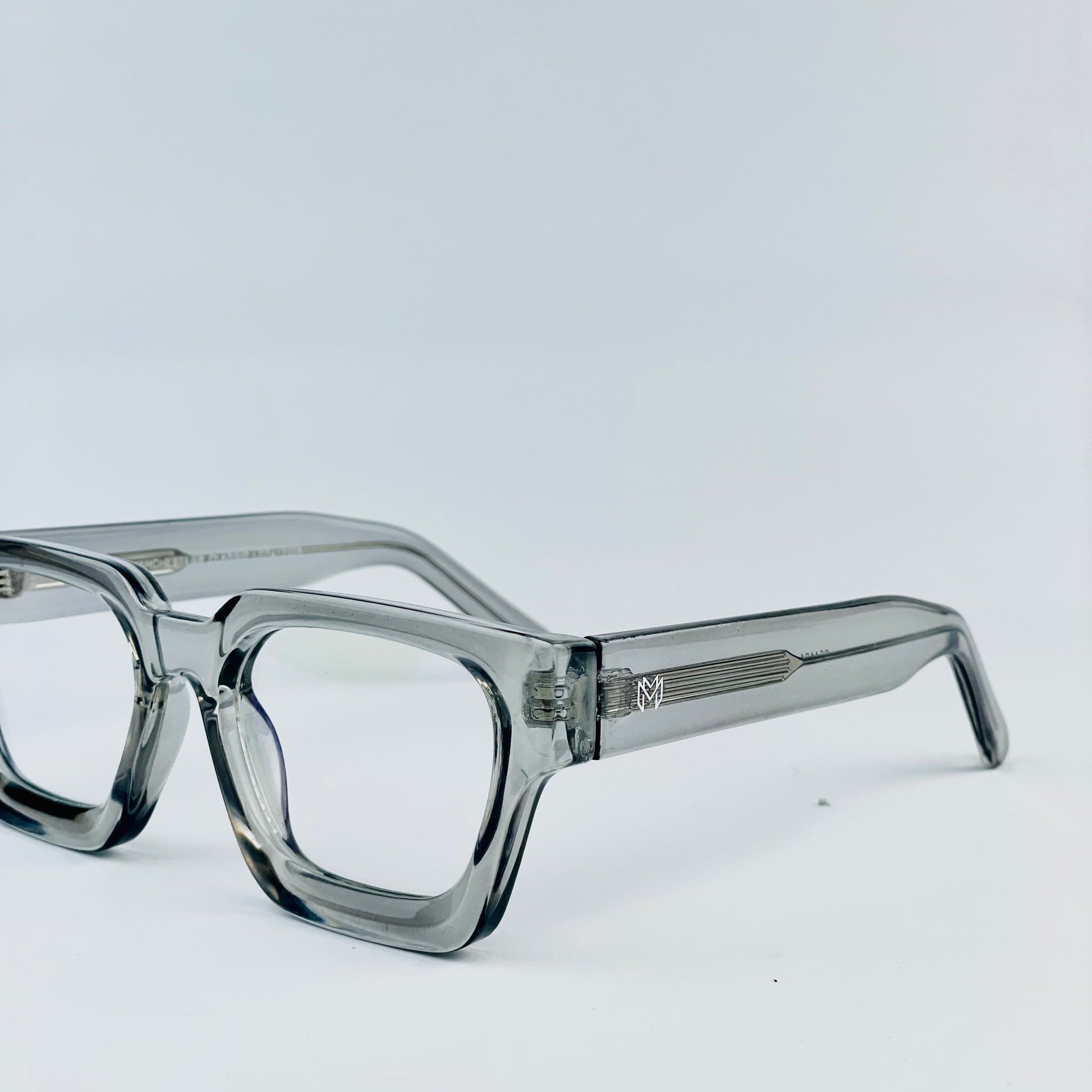 MaisonVue White