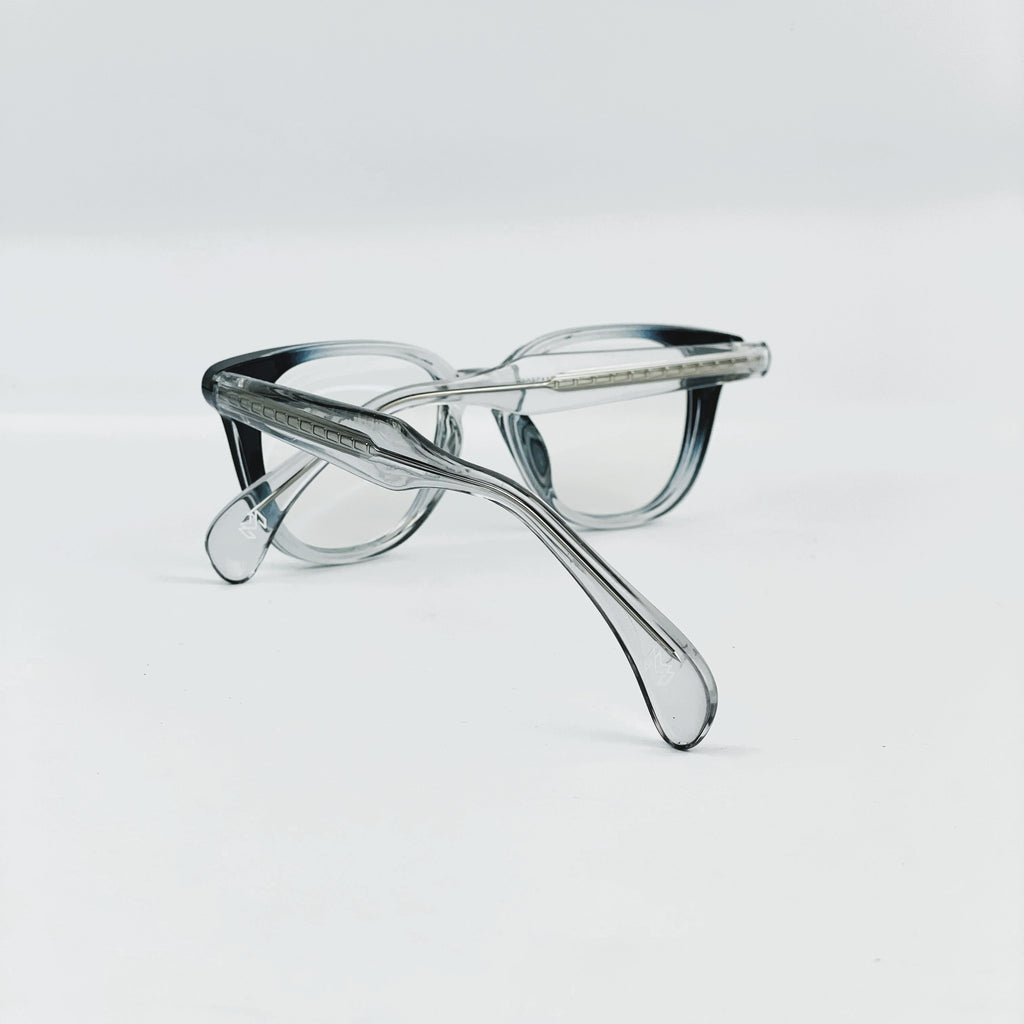 Avari Limited White