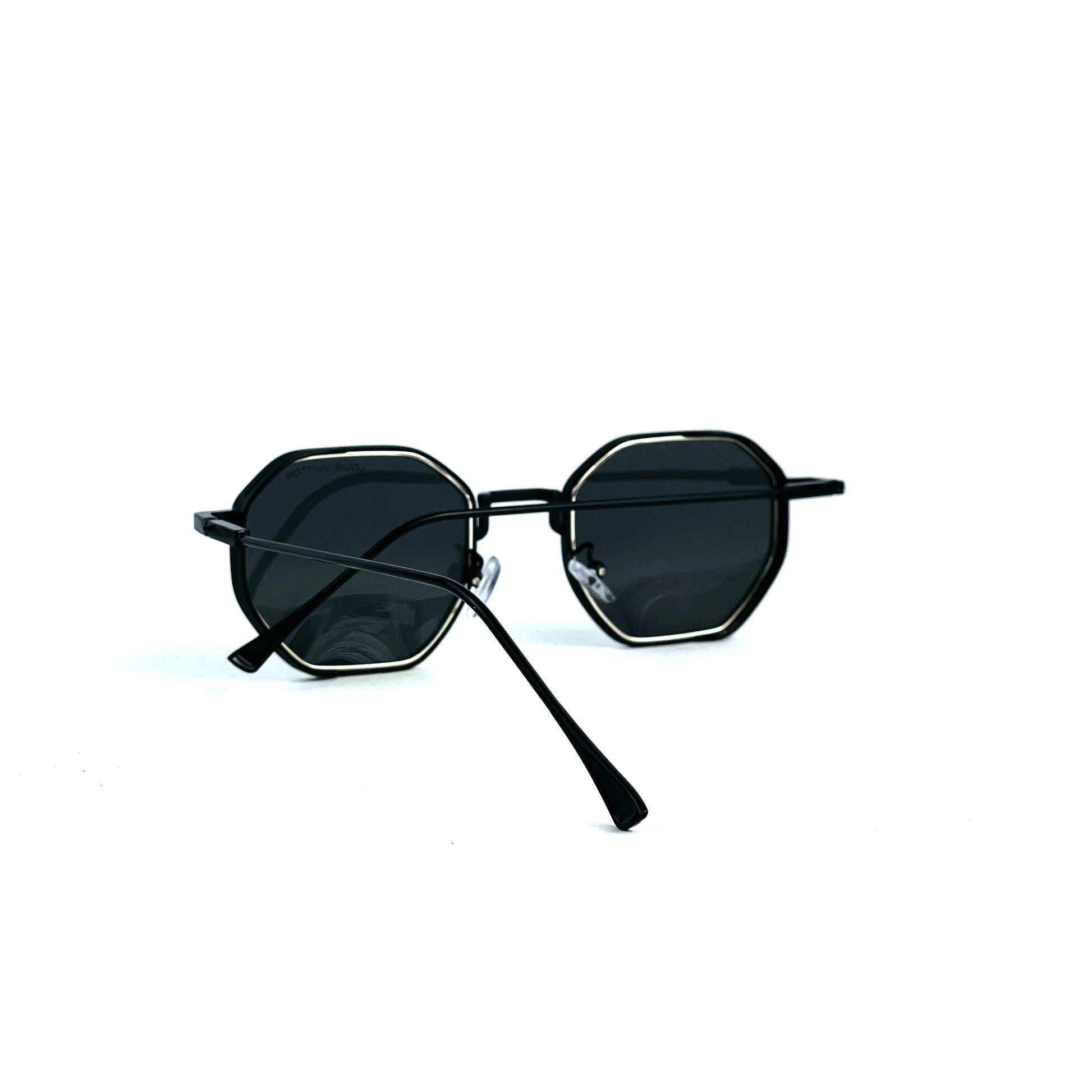 Rayvel Midnight