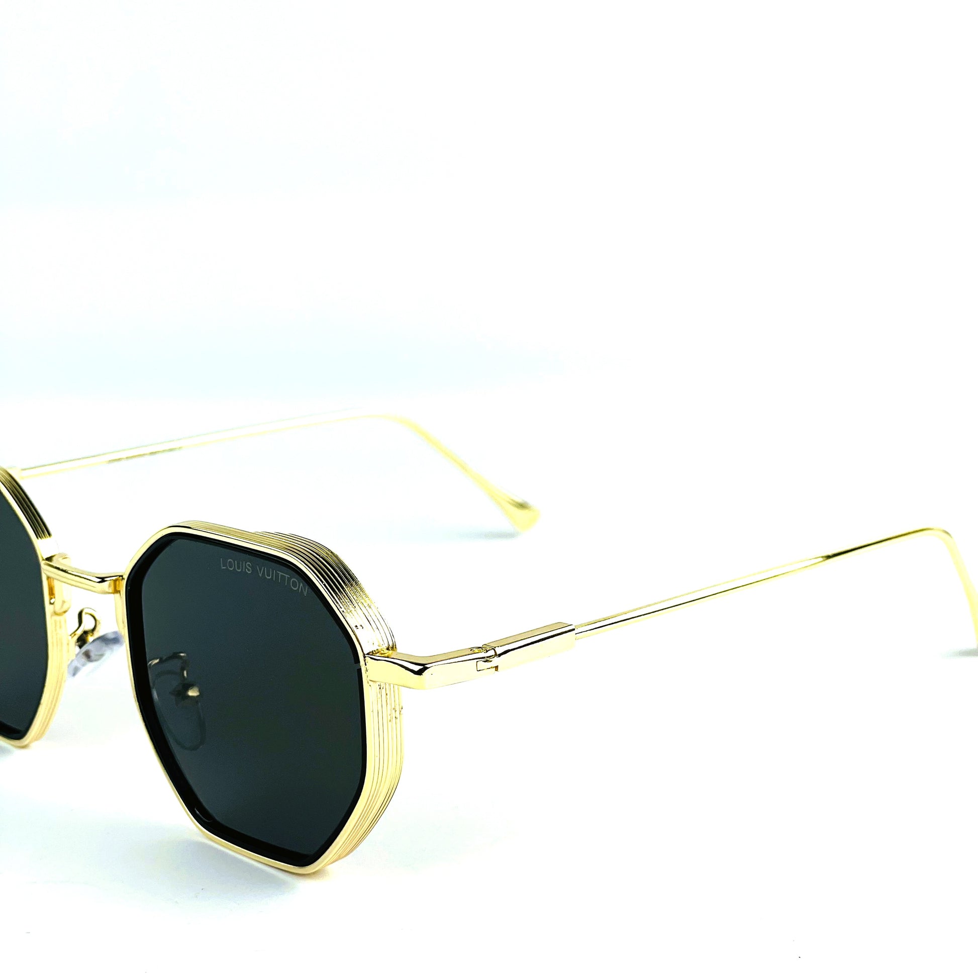 Rayvel Gold