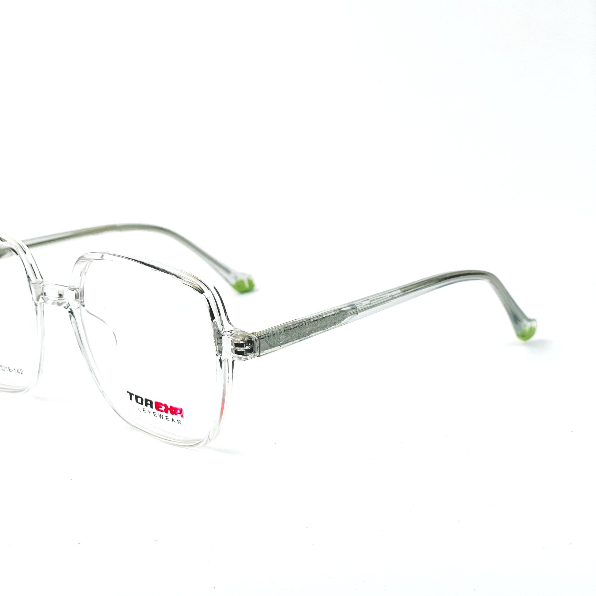 Lioren White