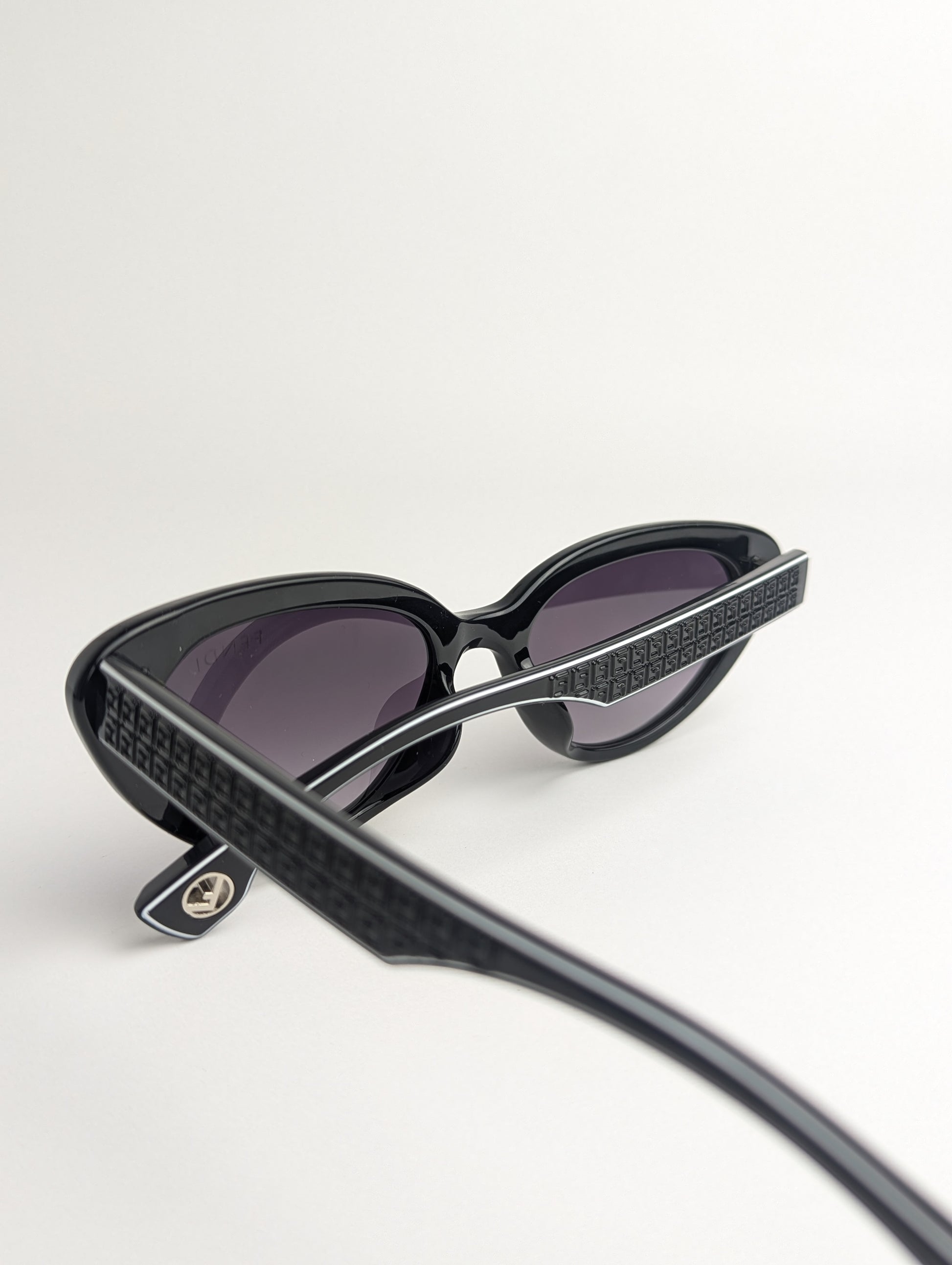 Noir Queen Premium