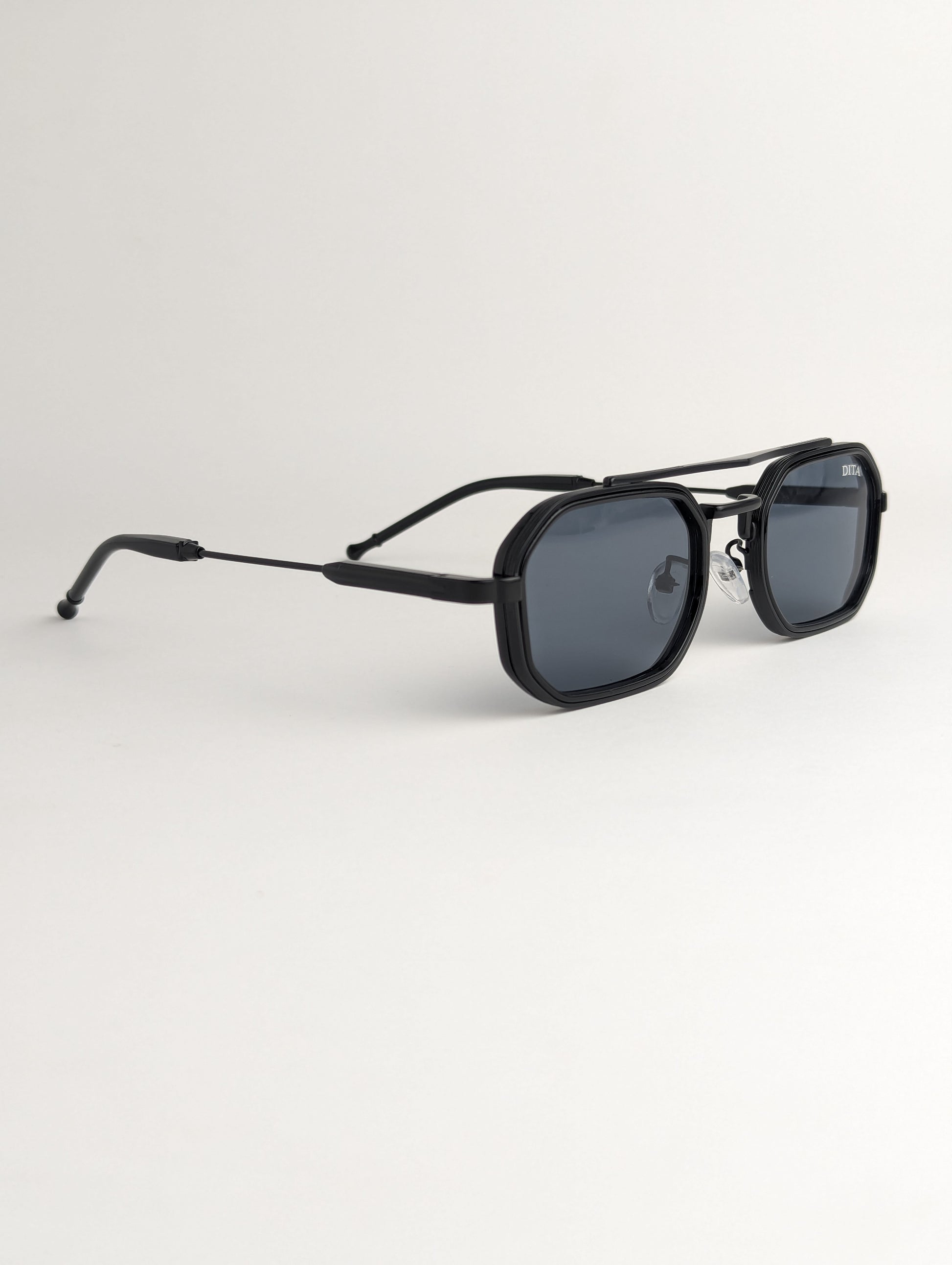 Dita Premium