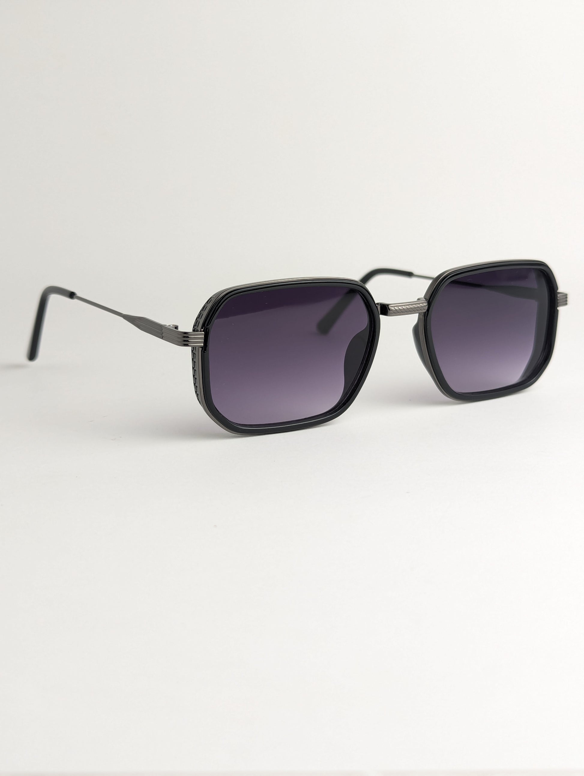 PrismPilot Midnight