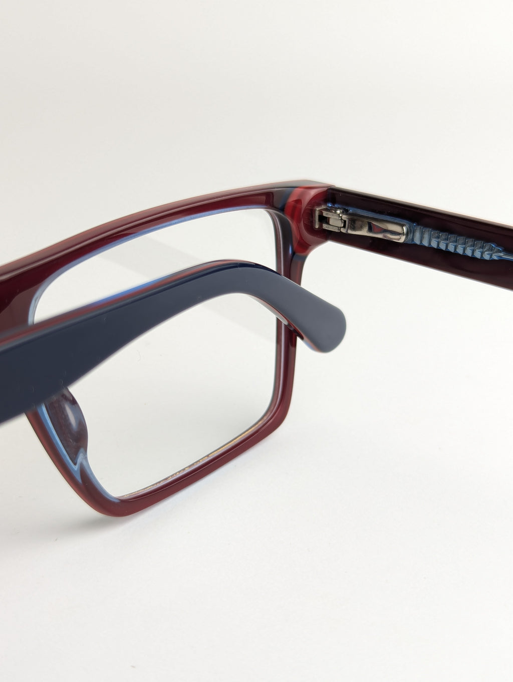 Caelux Red