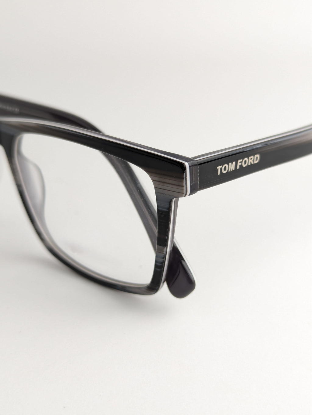 Caelux Limited Eddition