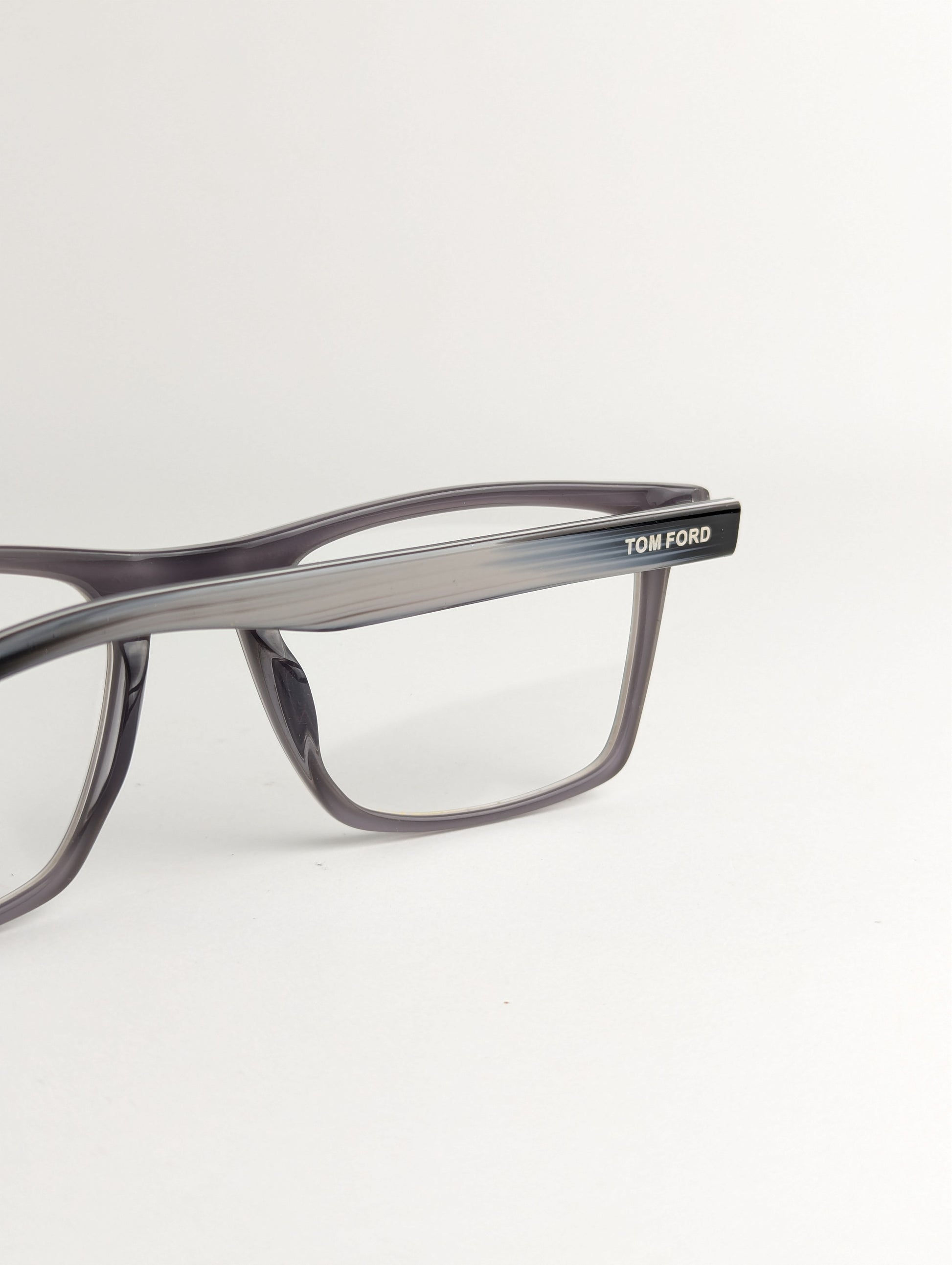 Caelux Limited Eddition