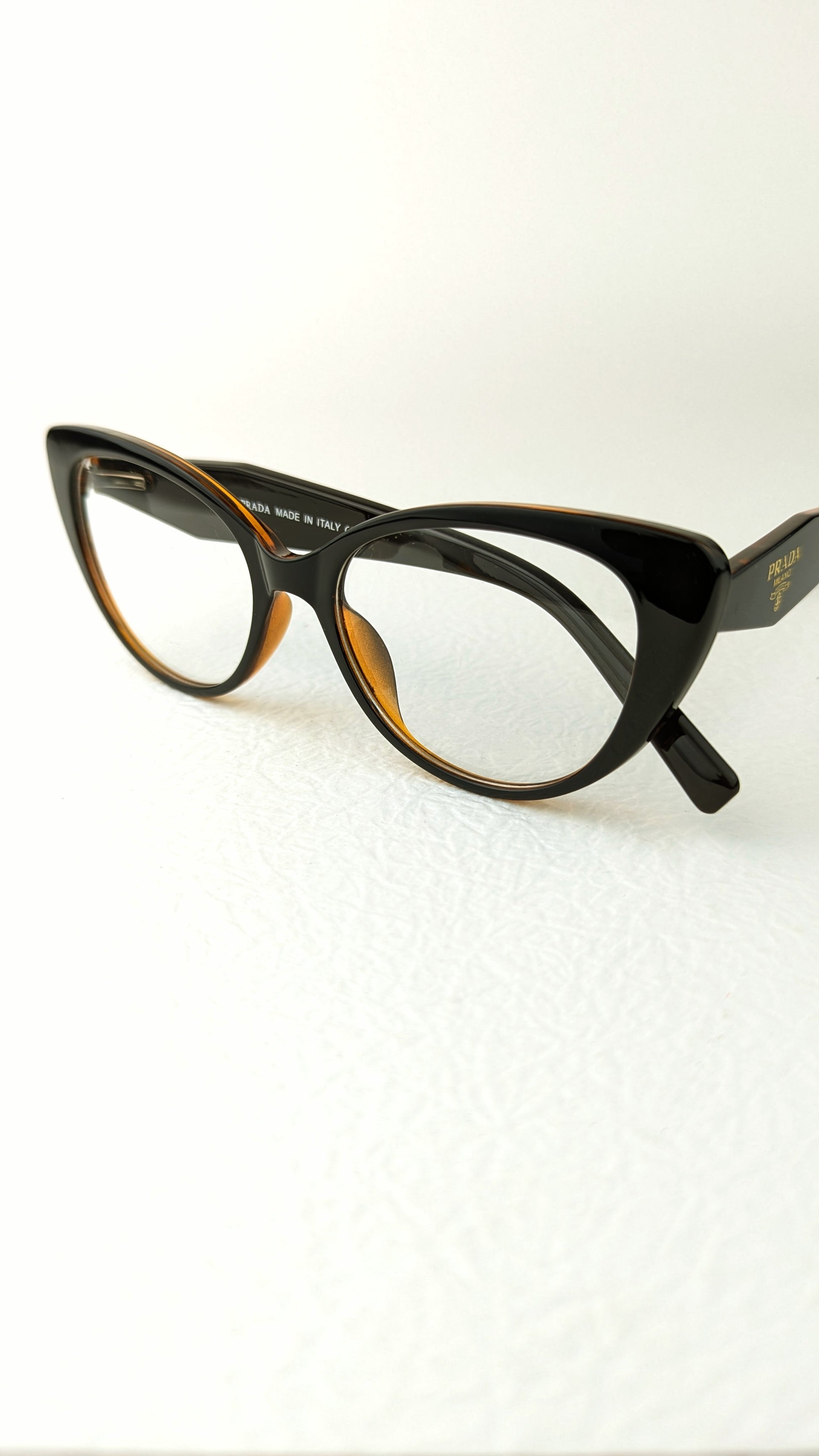 Glintique Limited